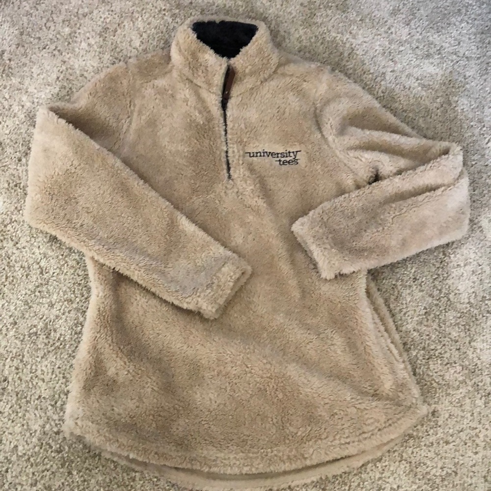 📦 🚚 EVERYTHING MUST GO! Charles river fuzzy fleece - women’s cut - medium